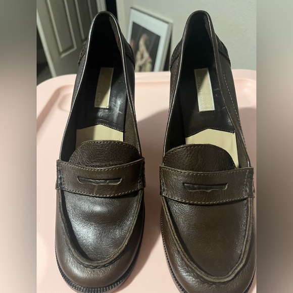 MICHAEL Michael Kors Shoes - Used Michael KORS brown Italy made leather loafer heels, size 8.5.